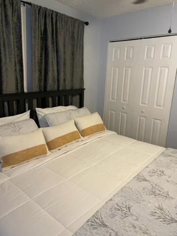 Modern 2/1 Apt Near Midtown And Beaches Μαϊάμι Εξωτερικό φωτογραφία